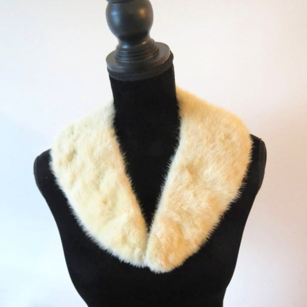 Genuine Ivory Mink Collar